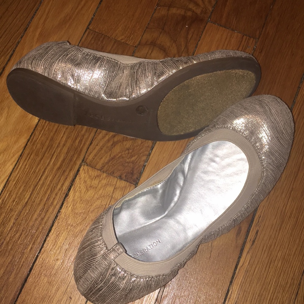 BCBG FLATS - Picture 2 of 3